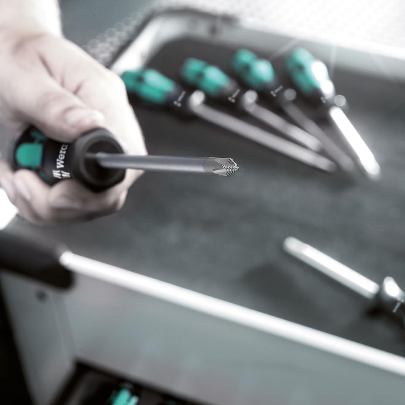 Wera Screwdriver: Phillips #2 X 100mm (with Lasertip)